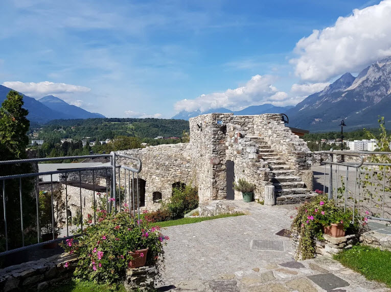 Klosterruine Arnoldstein, Austria